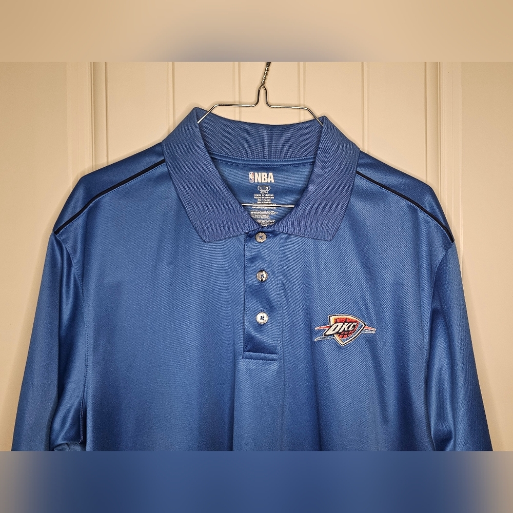[OKC Thunder] NBA Gear Thunder Blue Polo 《L》2025 NBA Champs - Picture 3 of 8